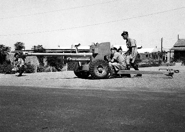 Images/ 1LF  1951  Moascar Minden Camp Ismalia  6Pdr Anti Tank gun832.jpg